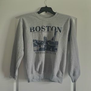Vintage Men’s Boston Graphic Sweatshirt Oversized